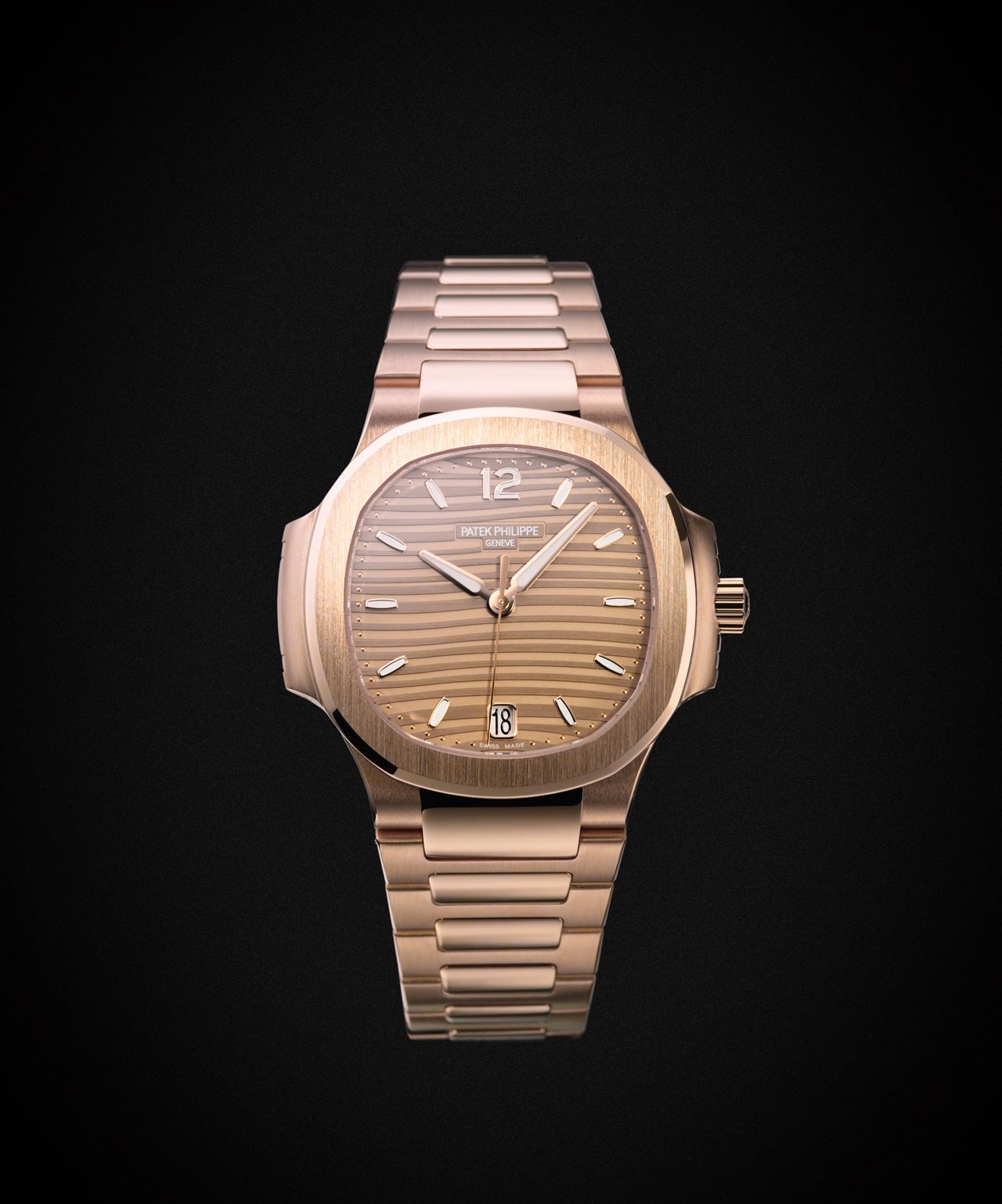 Patek Philippe Nautilus - Pure Rose Gold